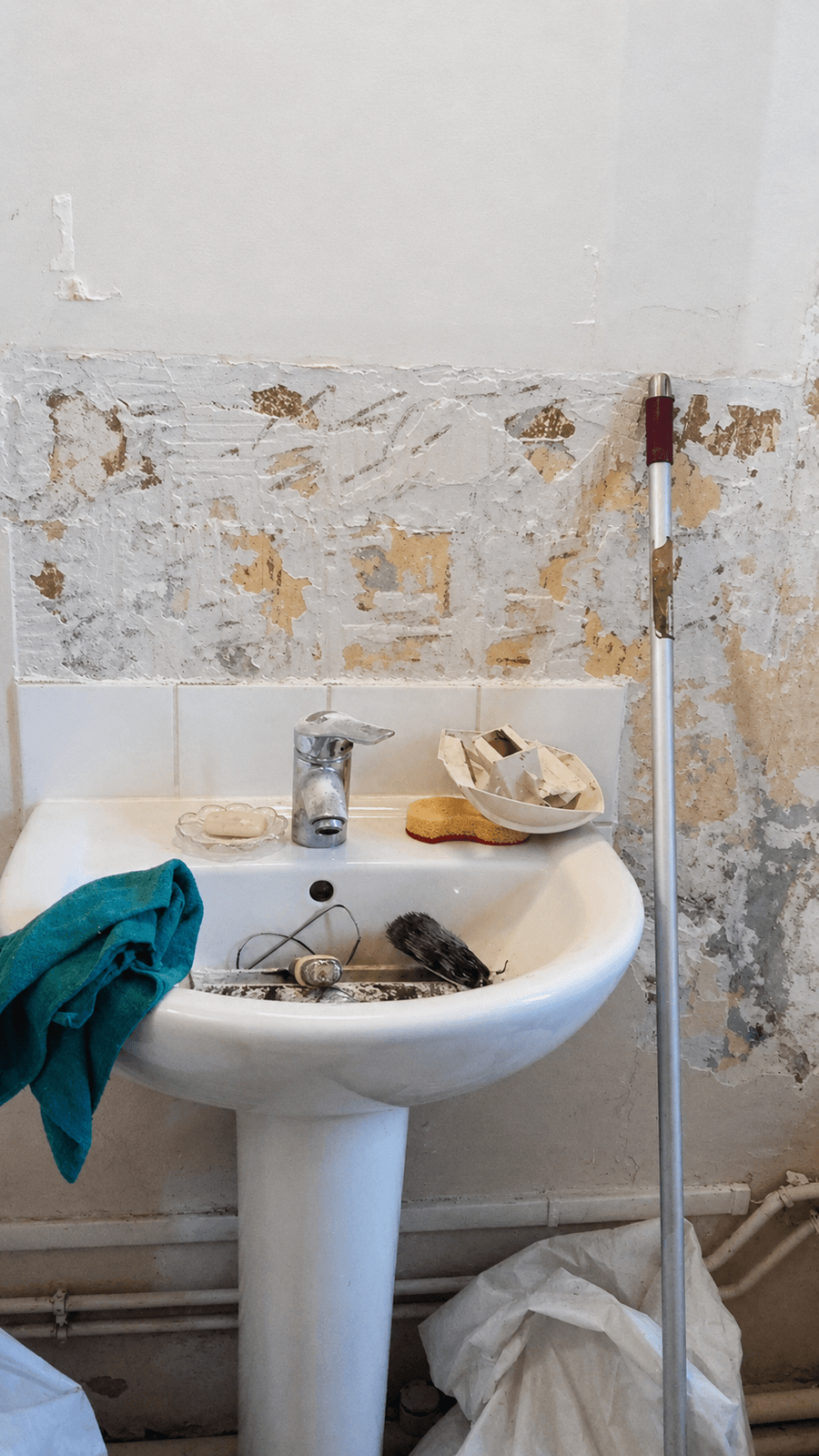Douche carrelage bicolore — avant