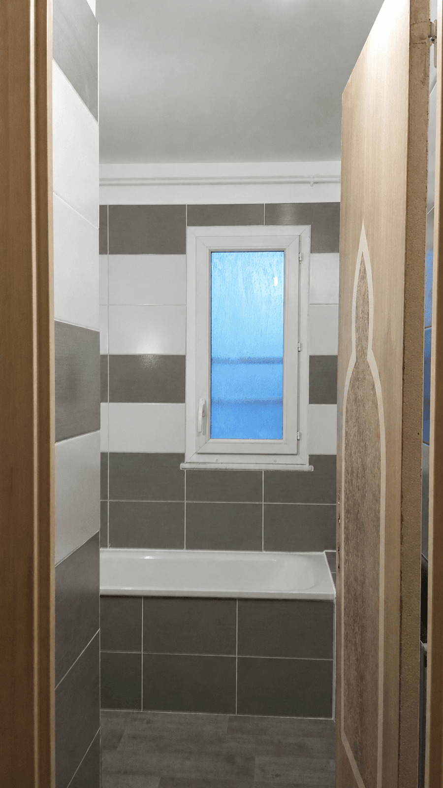 Meuble vasque suspendu — après