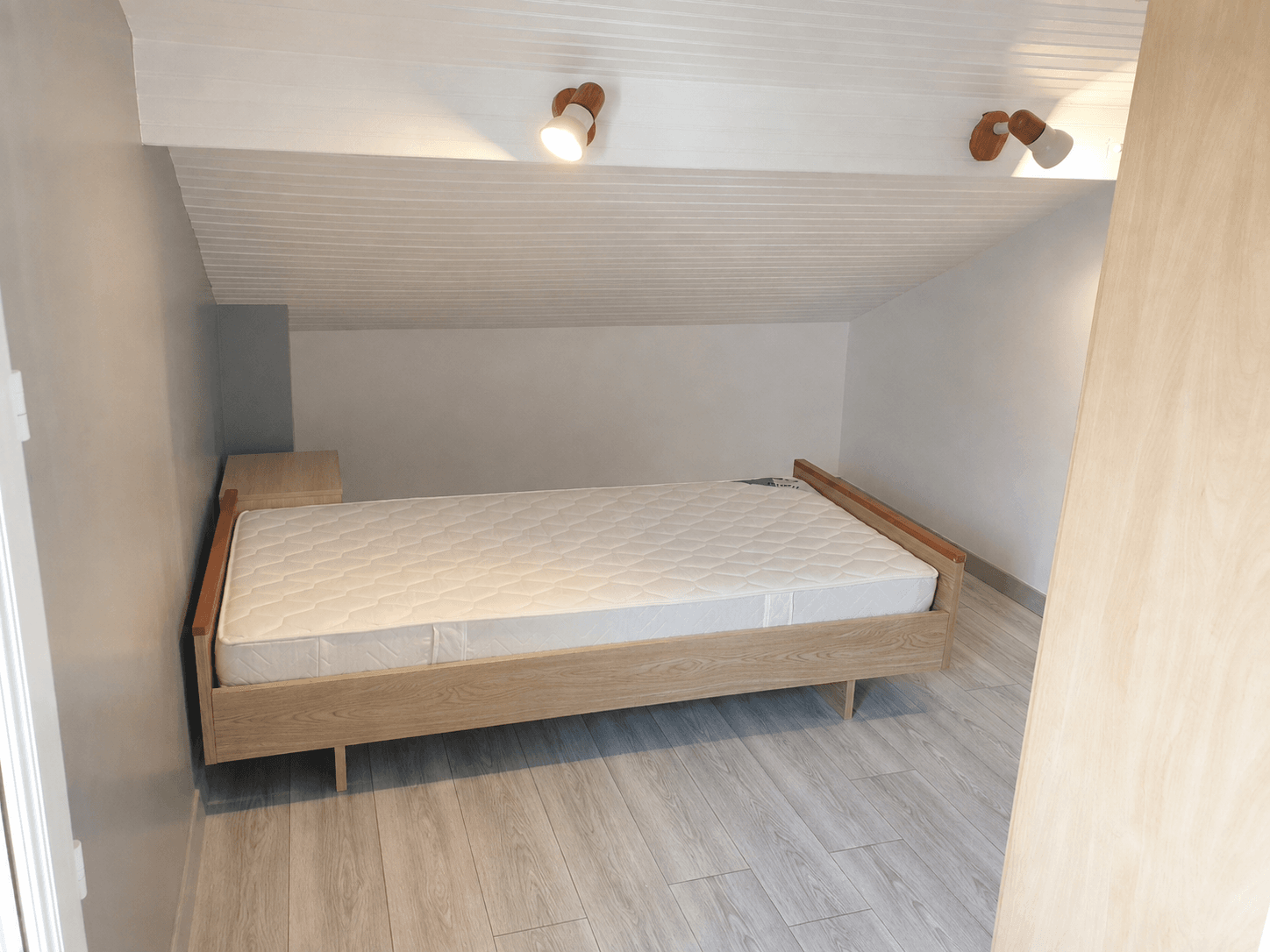 Parquet clair posé — après travaux (Chantier Clean Rénov Express)